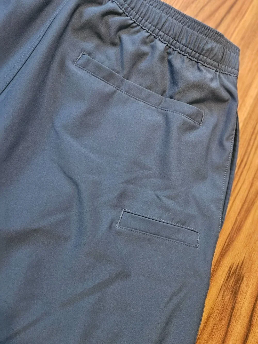 Huk men’s swim